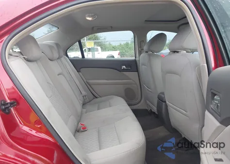 2010 Ford Fusion Se z USA, uszkodzony, nr VIN 3FAHP0HAXAR253782